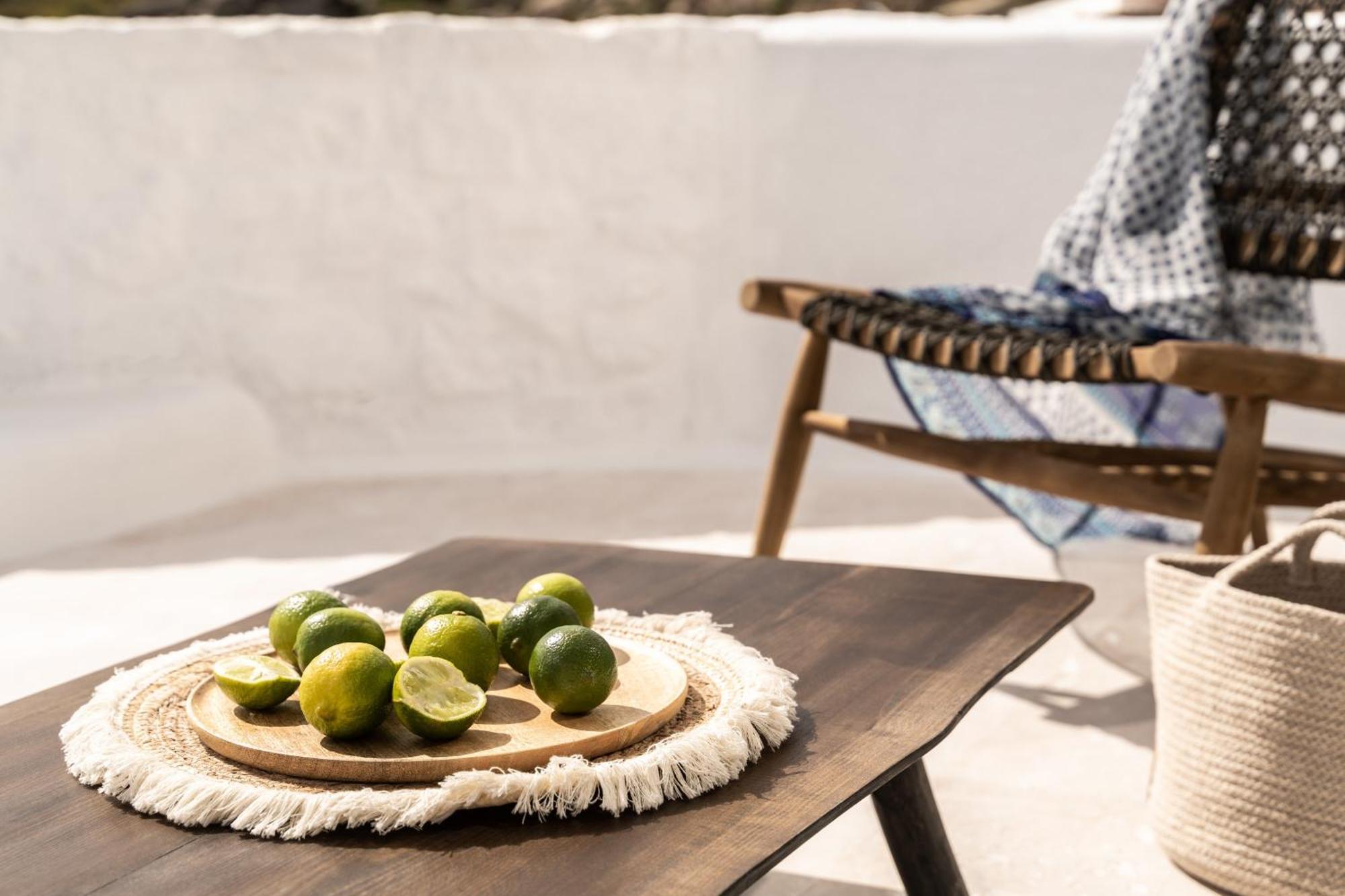 White Stone Mykonos Hotell Agios Ioannis Diakoftis Exteriör bild